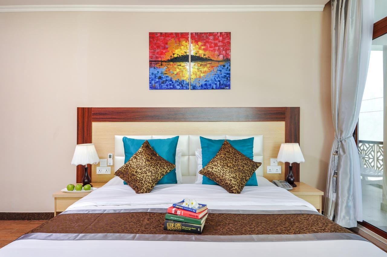 Triton Beach Hotel & Spa 3* Maafushi